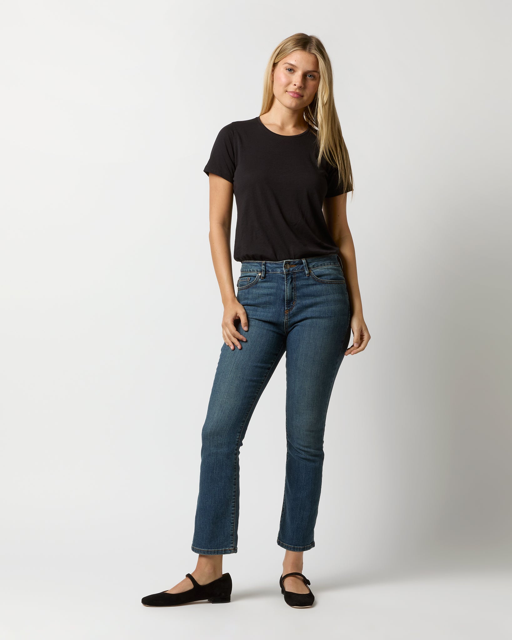 Short-Sleeved Relaxed Tee in Black Pima Cotton