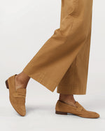 Load image into Gallery viewer, Frankie Cropped Pant in British Khaki Stretch Twill