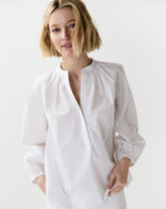 Load image into Gallery viewer, Sienna Top in White Poplin
