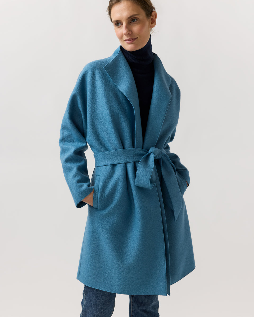 トマーキ！BLUE BLUEコート Kimono Carina Coat in Delft Blue Pressed Boiled Wool | Shop Ann