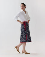 Load image into Gallery viewer, Reversible Quilted Adley Wrap Skirt in Red/Navy Bandana Poplin