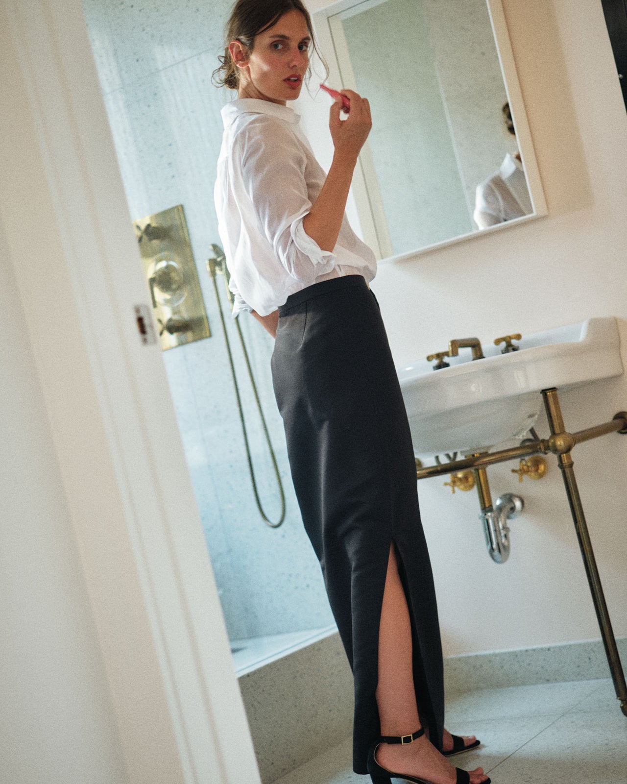 Long Pencil Skirt in Black Silk Faille