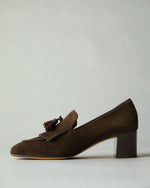 Load image into Gallery viewer, Kilt Heel in Chocolate Suede
