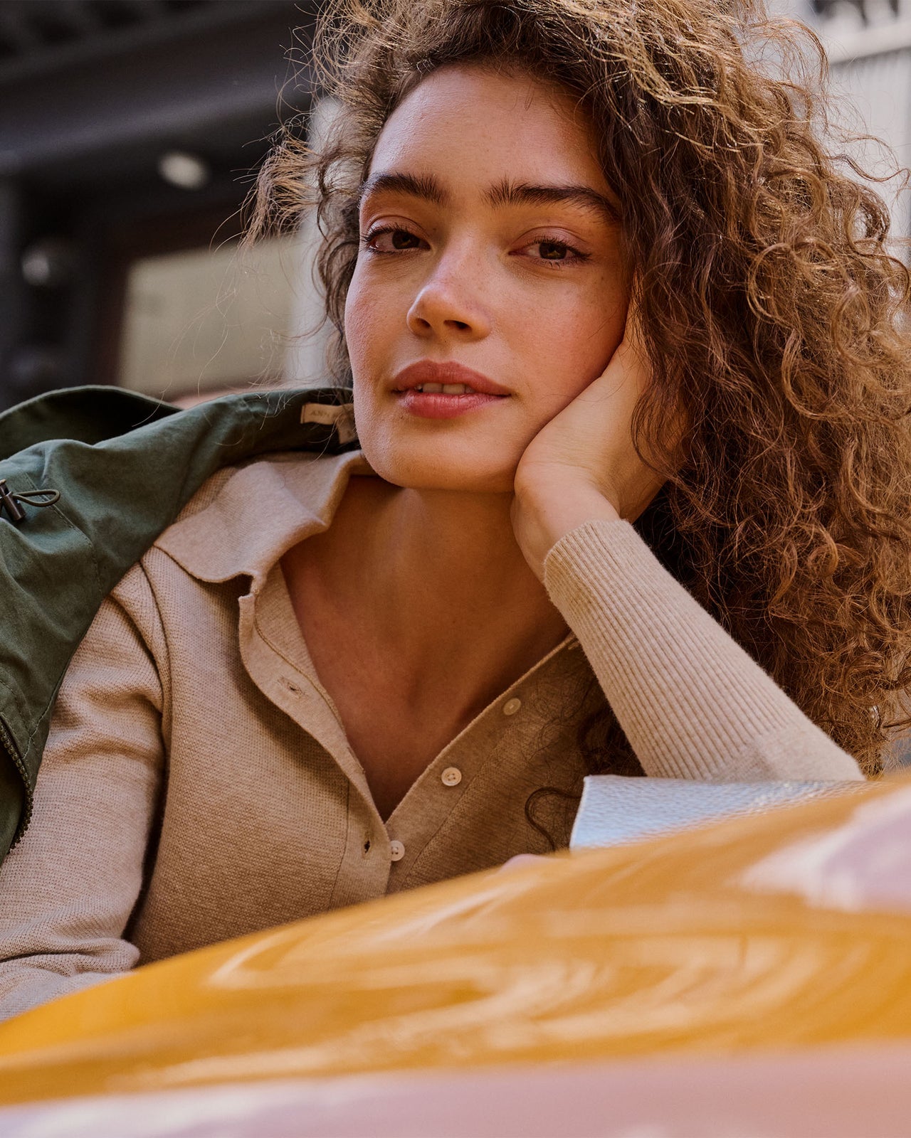 Bea Cashpad Jacket in Olive Dry Waxed Poplin