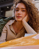 Load image into Gallery viewer, Bea Cashpad Jacket in Olive Dry Waxed Poplin
