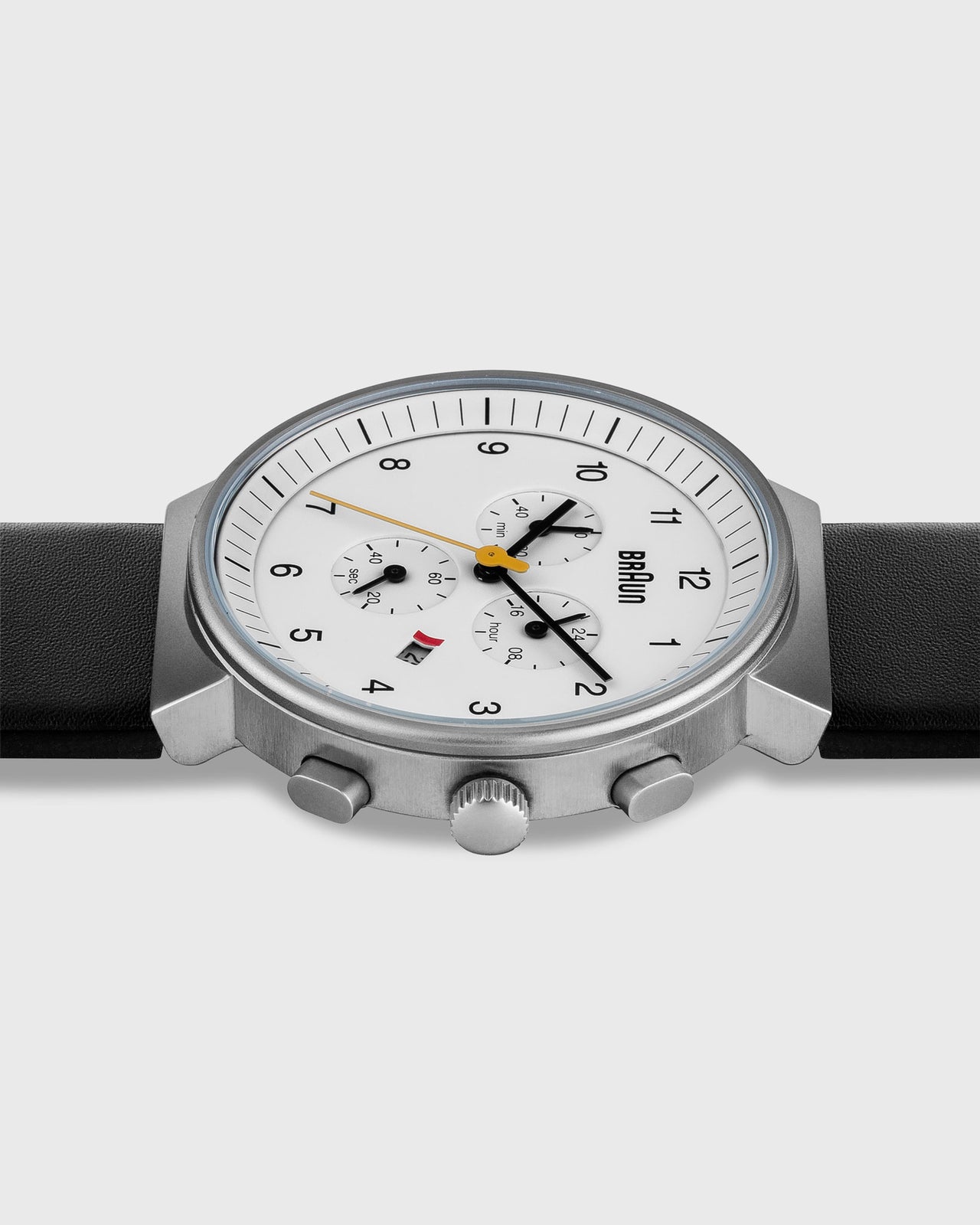 Chronograph Analog Watch in White/Black