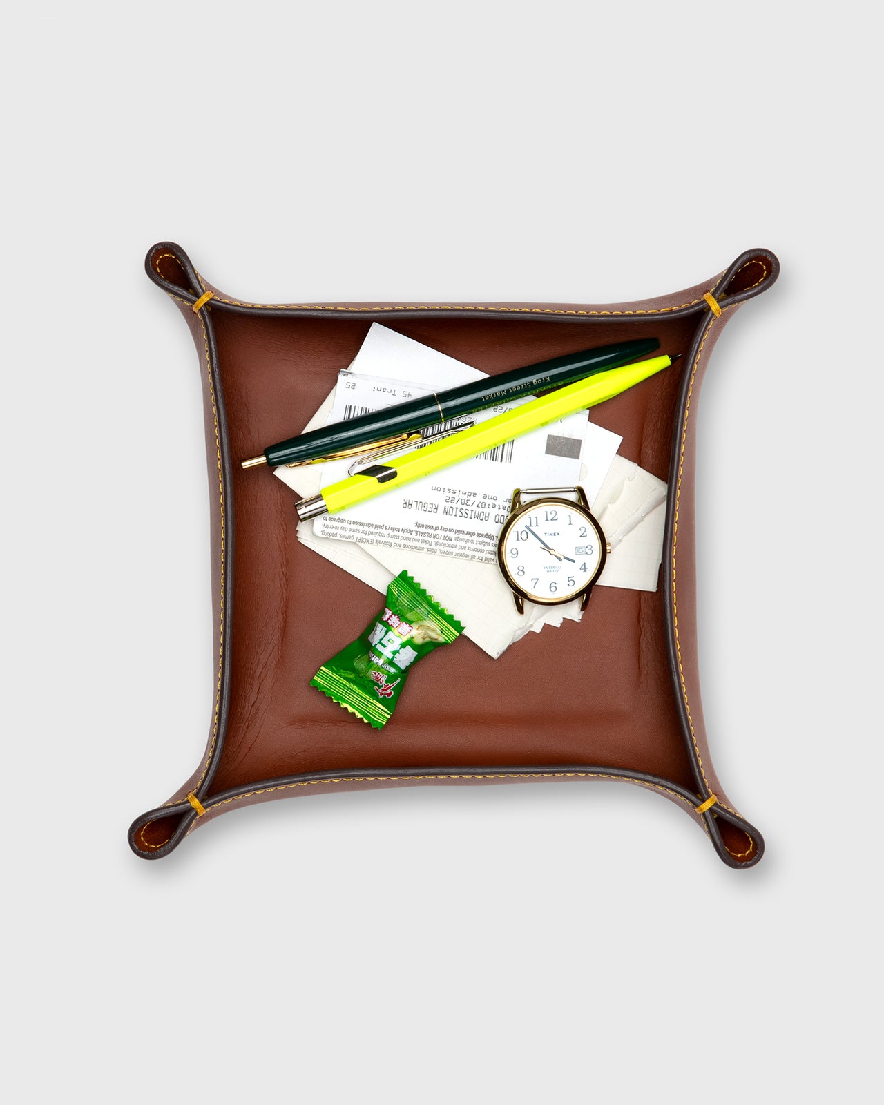 Medium Tray in Golden Leather