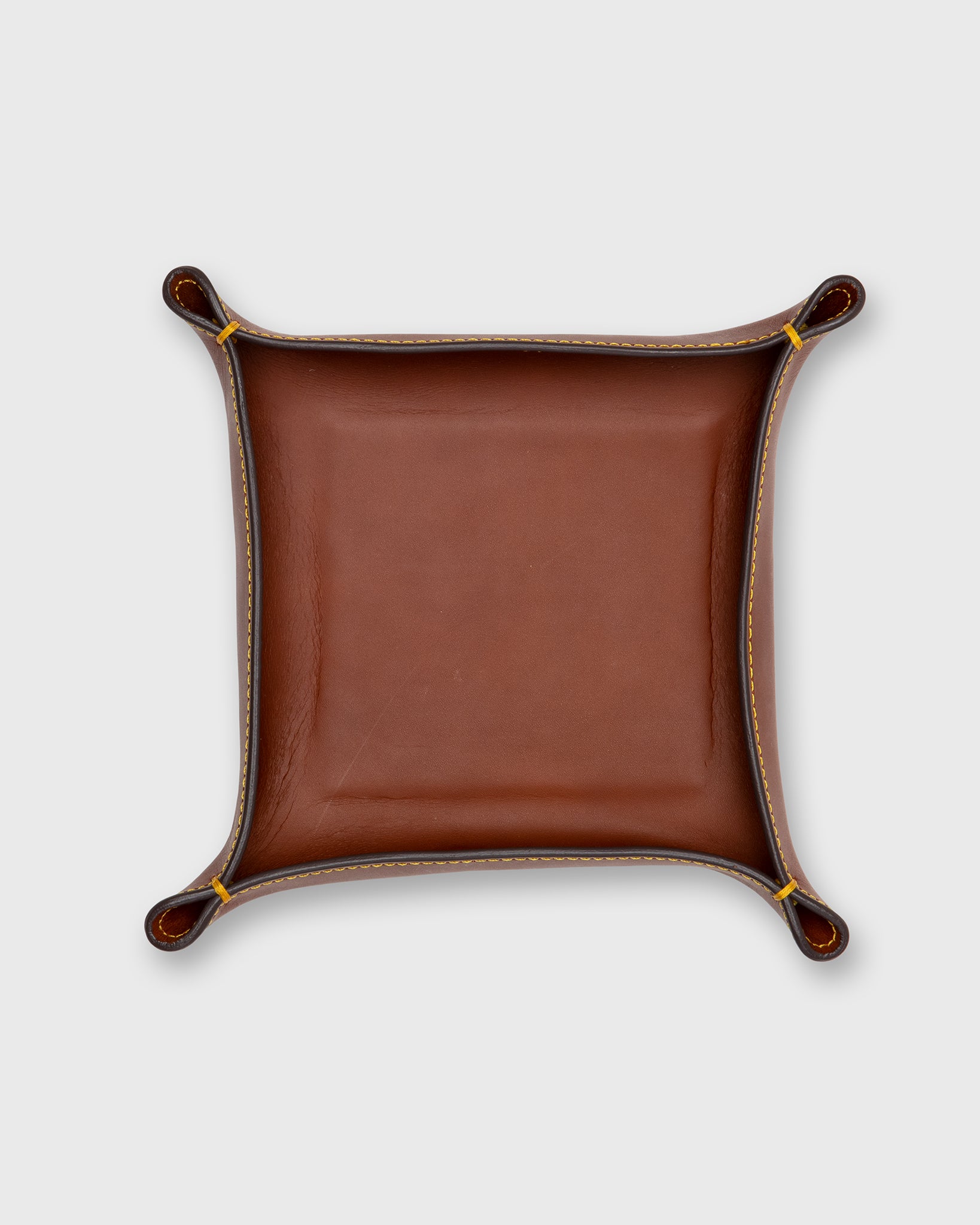 Medium Tray in Golden Leather