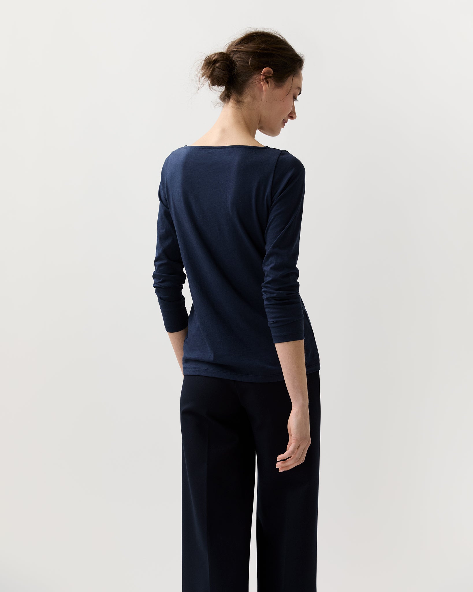 Long-Sleeved Boatneck Tee in Navy Pima Cotton | Shop Ann Mashburn