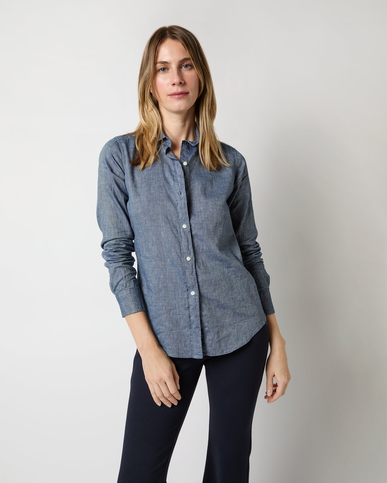 Icon Shirt in Indigo Cotolino Chambray