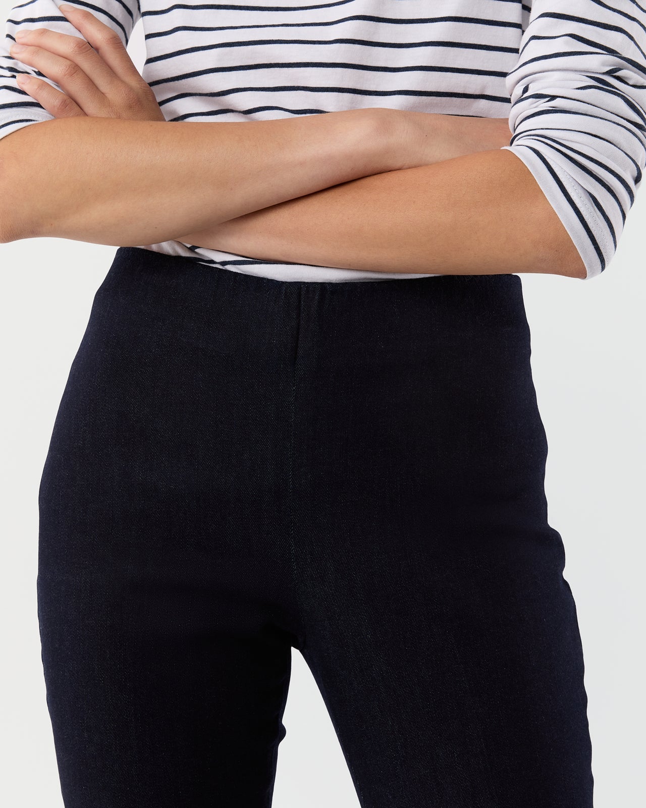 Faye Flare Cropped Pant in Indigo Stretch Denim