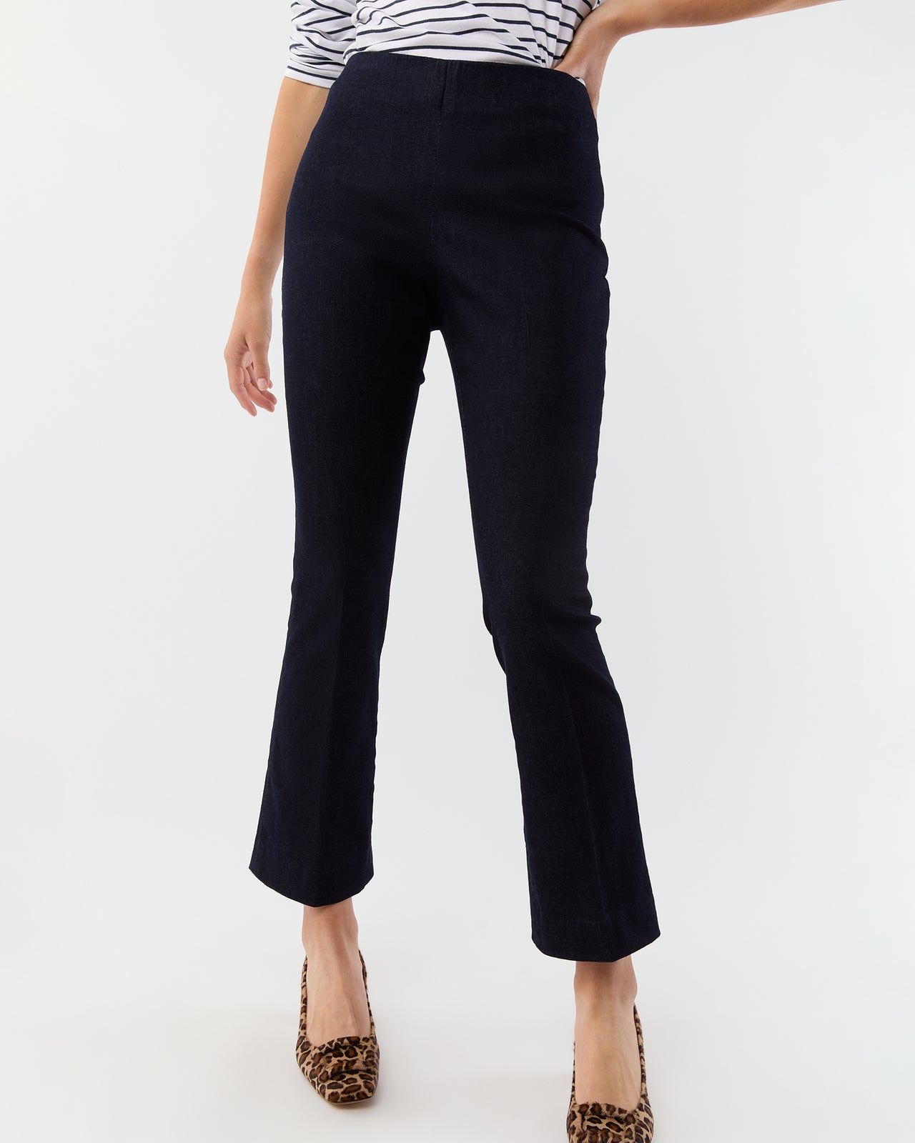 Faye Flare Cropped Pant in Indigo Stretch Denim