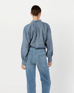 Load image into Gallery viewer, Anaya Popover Shirt in Indigo Cotolino Chambray
