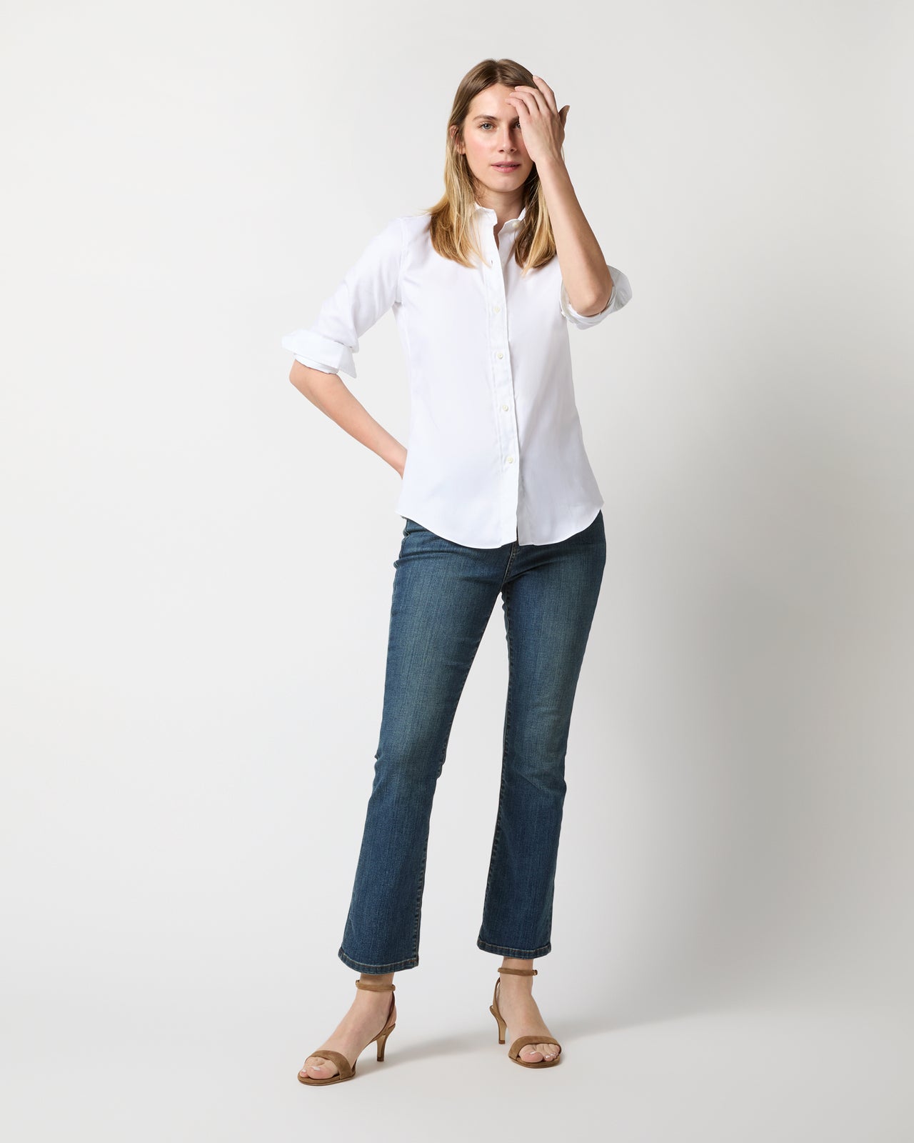 Icon Spread Shirt in White Roxford