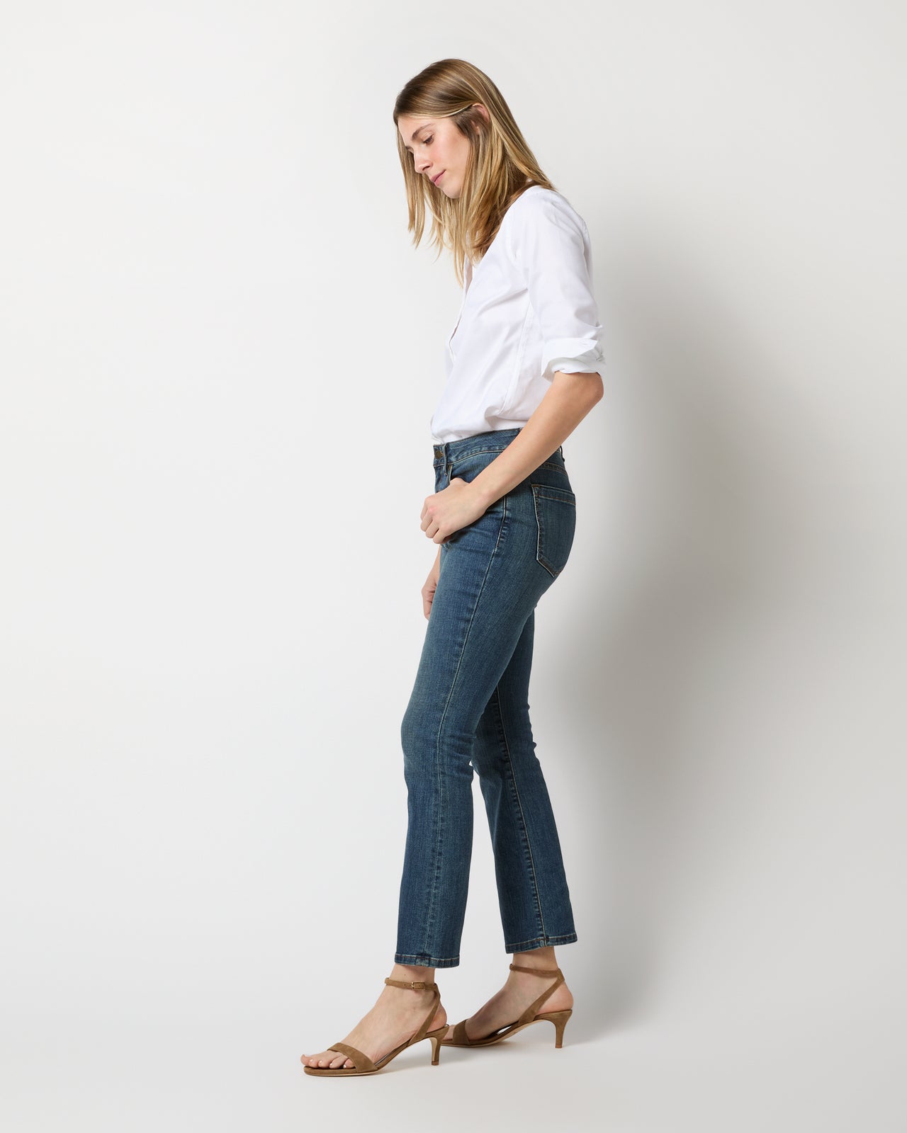 Icon Spread Shirt in White Roxford