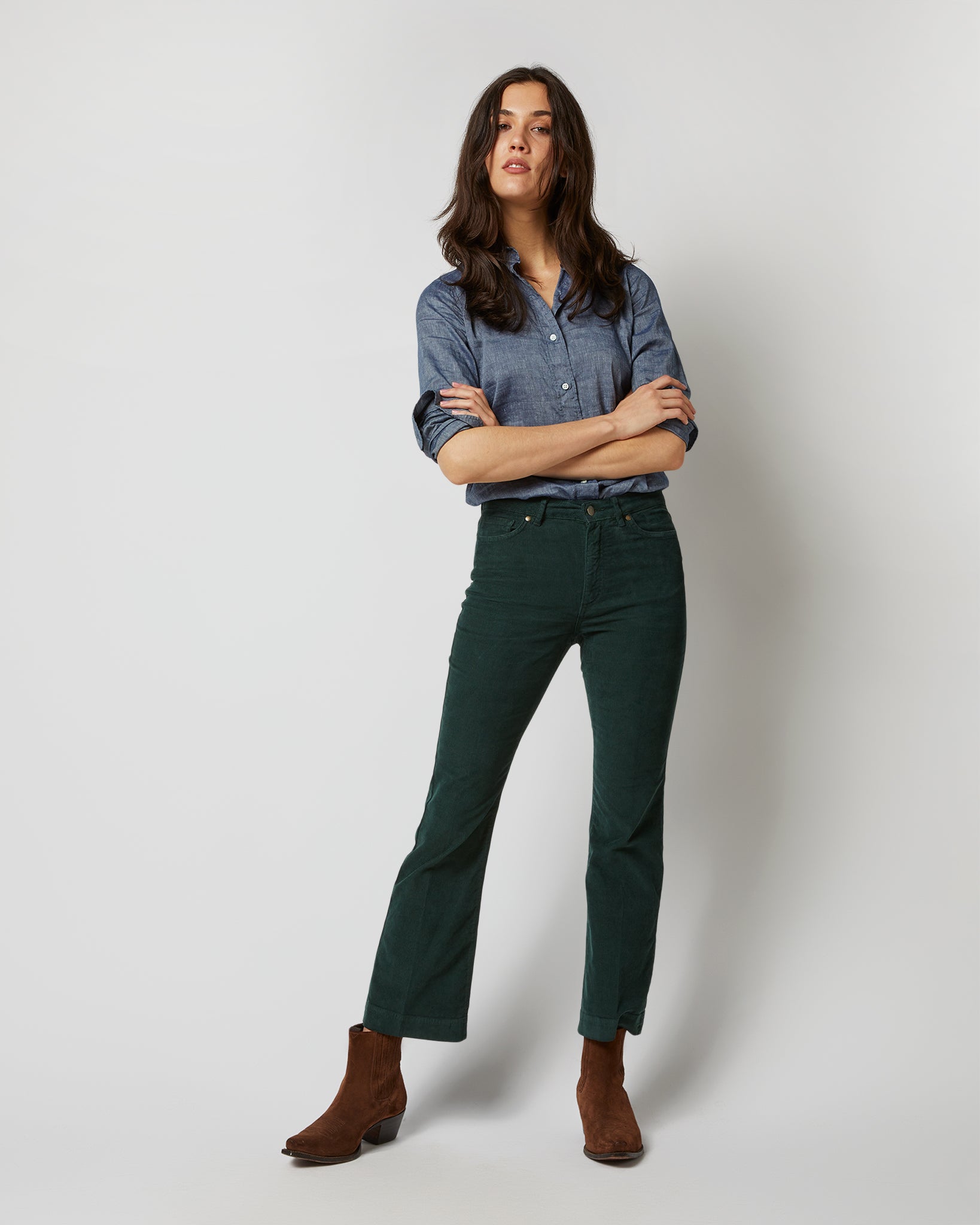 Kendall Flare 5-Pocket Pant in Hunter Stretch Cord