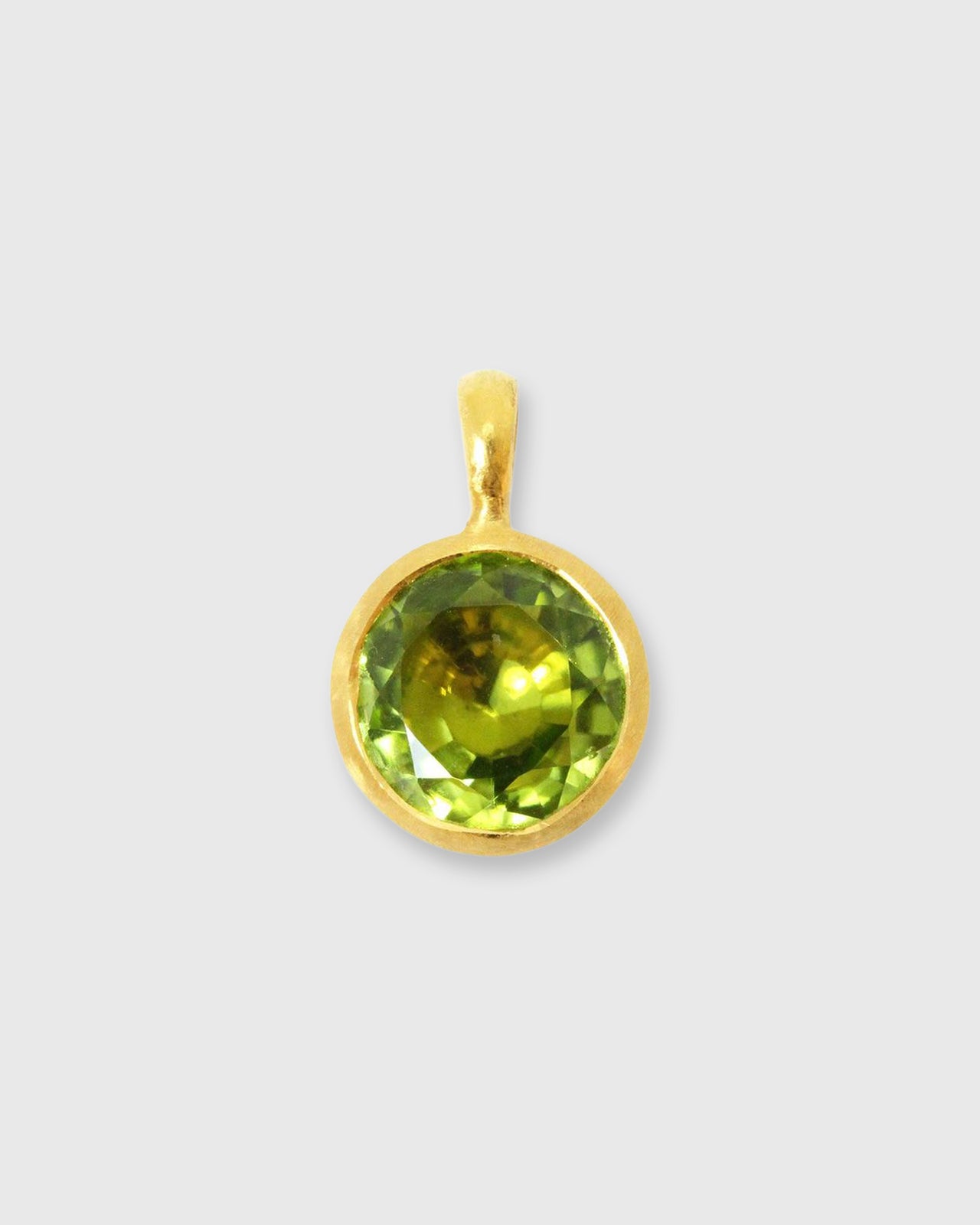 Gem Bindi Pendant in Peridot