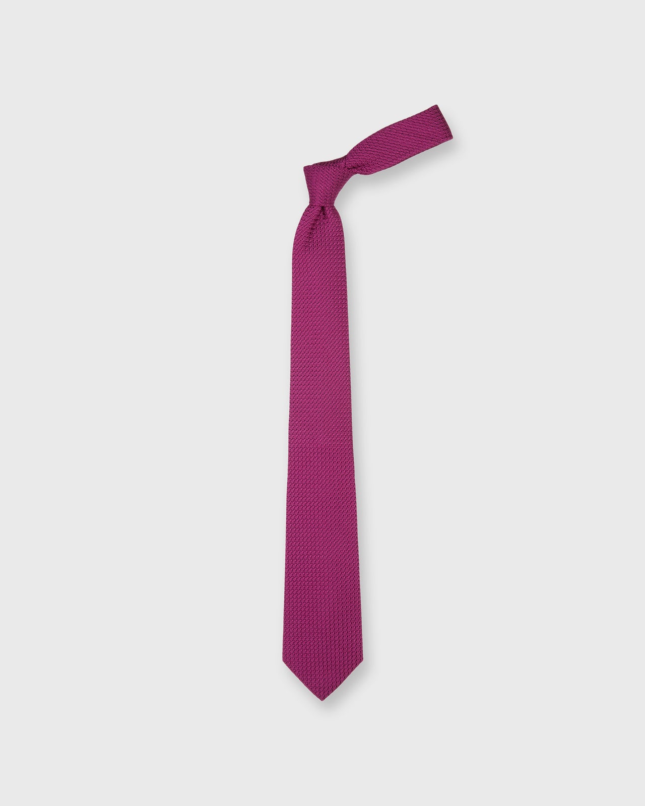 Silk Grosso Grenadine Tie in Berry