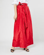 Load image into Gallery viewer, Reversible Pleated Wrap Skirt in Light Pink/Red Silk Taffeta
