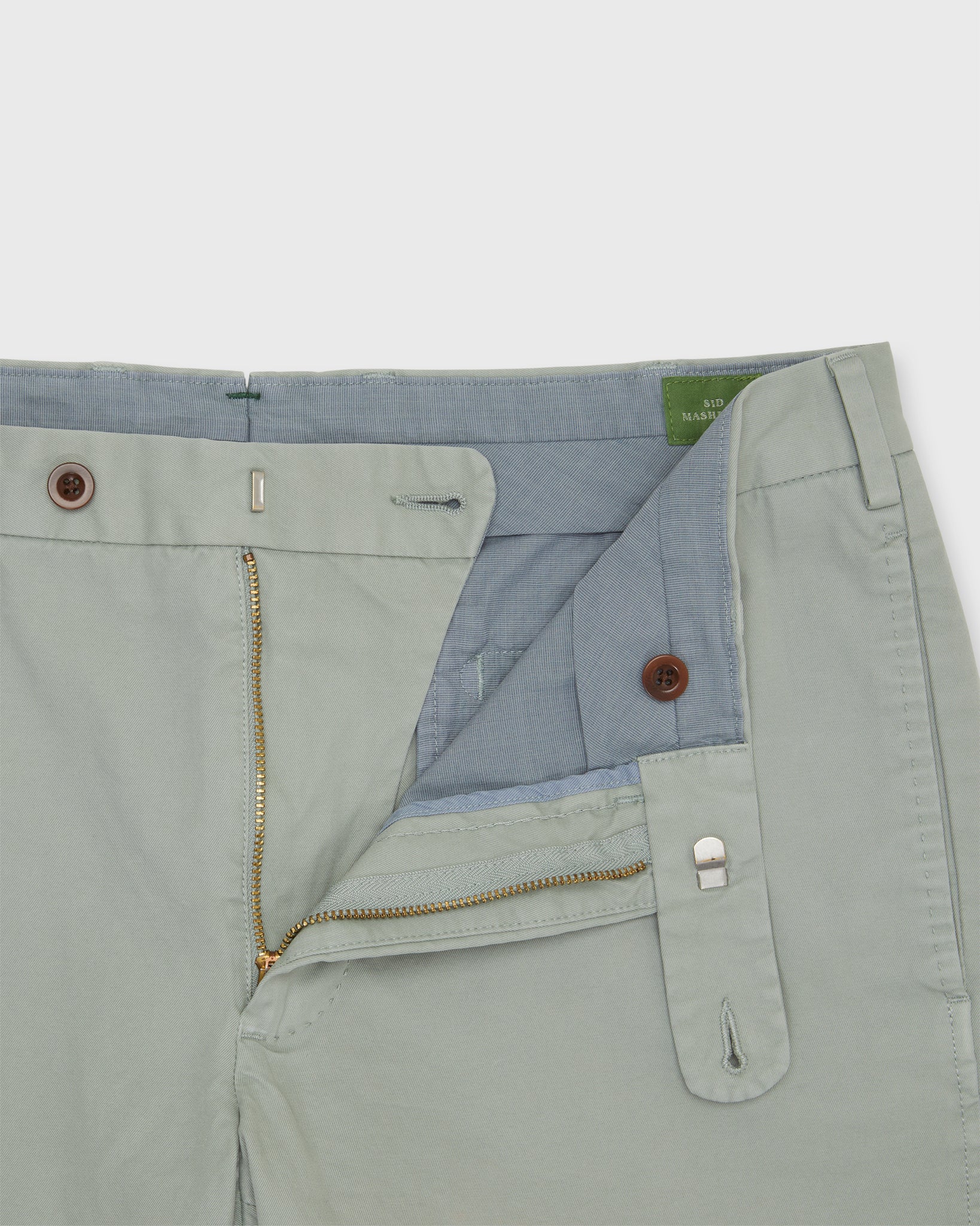 Garment-Dyed Short in Sage AP Lightweight Twill