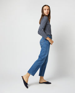 Levi's Ribcage Jeans: The Complete Guide - The Mom Edit