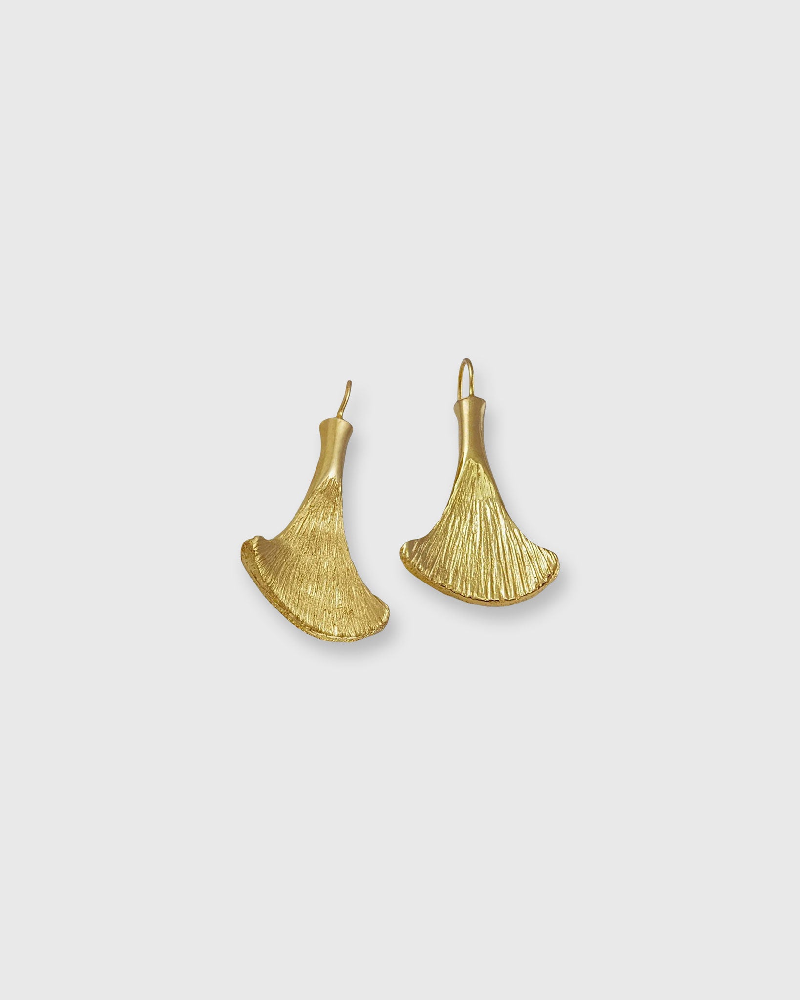 Armadillo Scapula Earrings in Vermeil