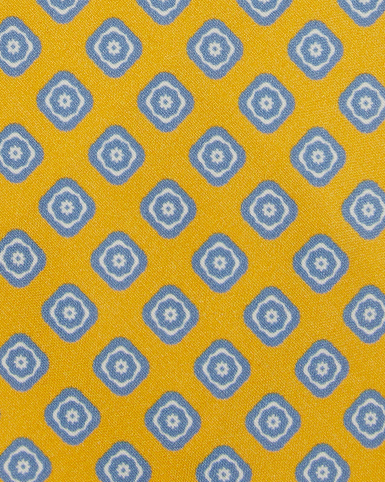 Silk Print Tie in Yellow/Pale Blue Medallion