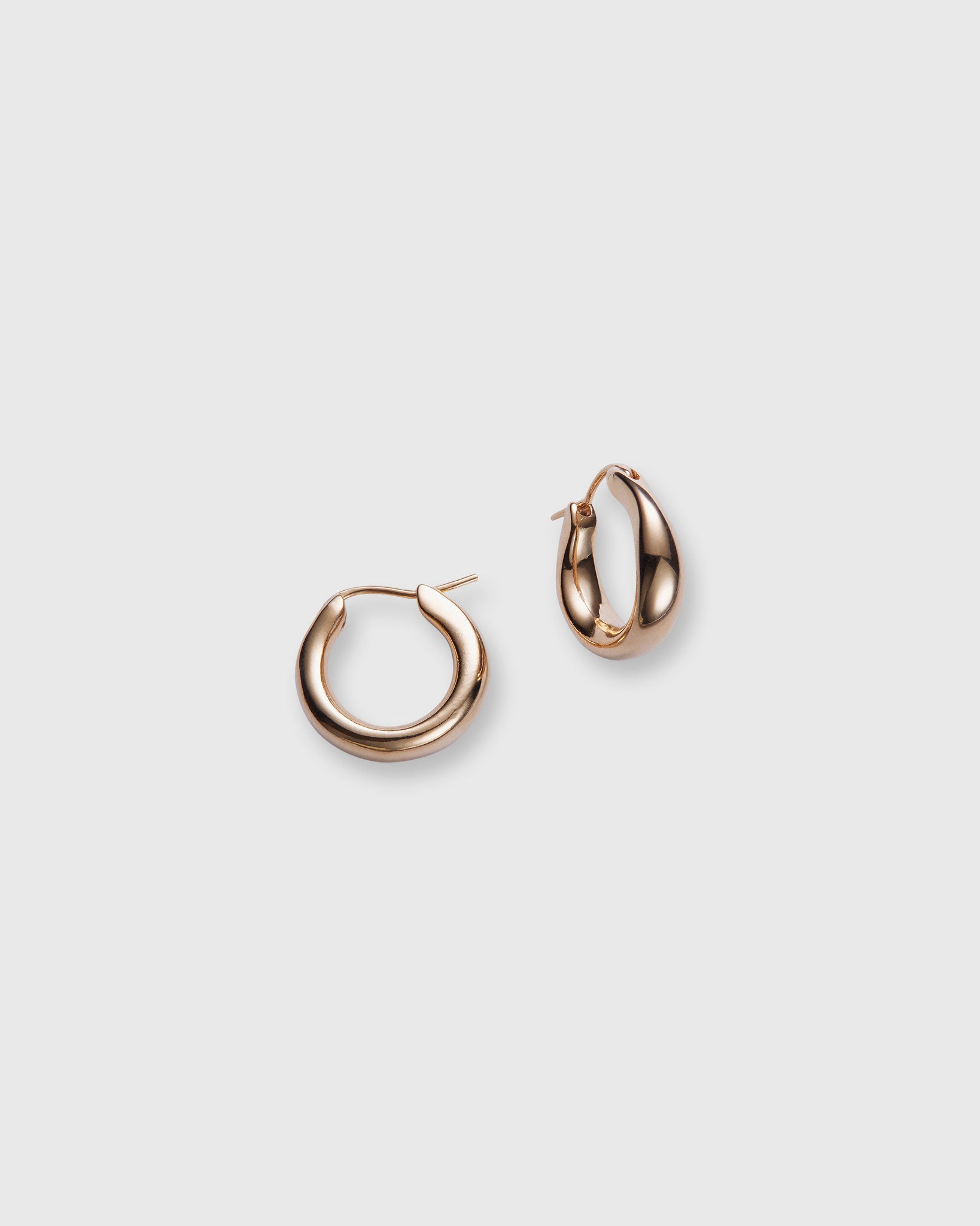 Medium Hoop Earrings in Gold