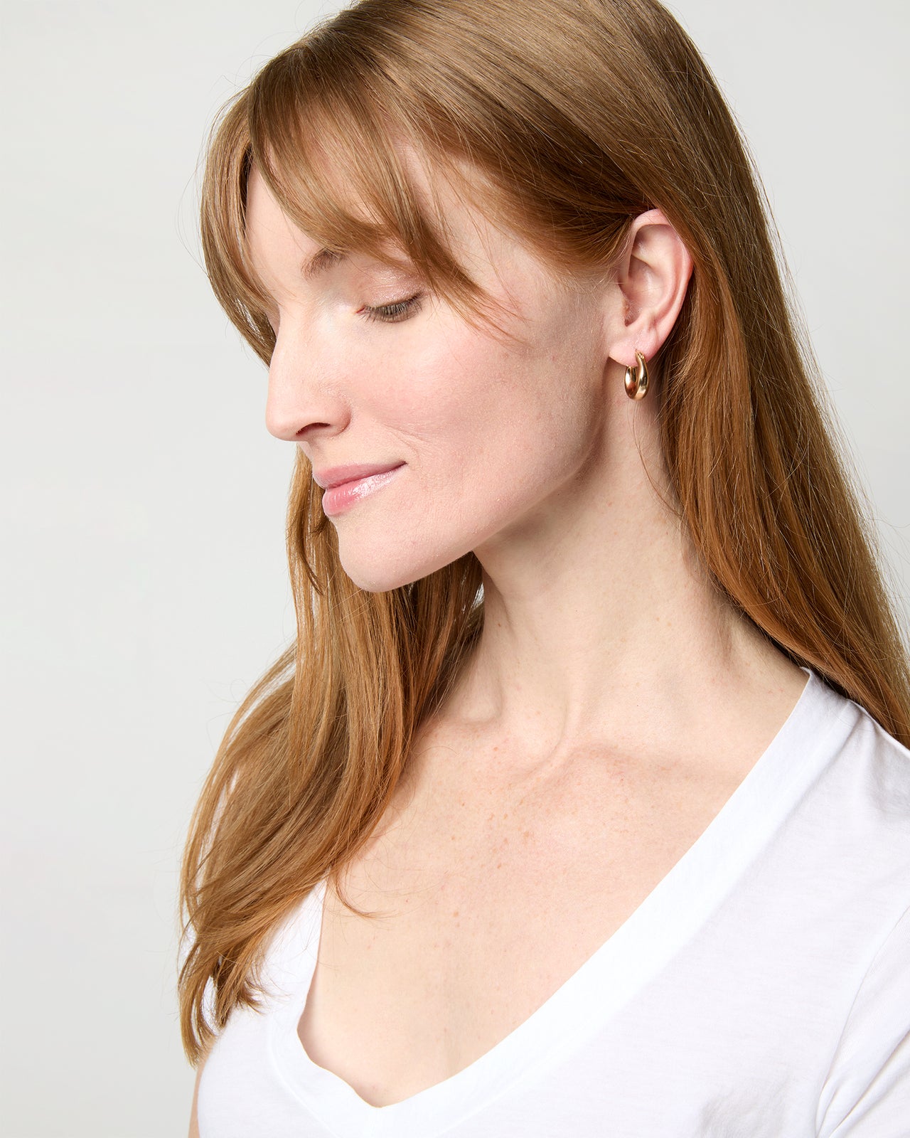 Medium Hoop Earrings in Gold