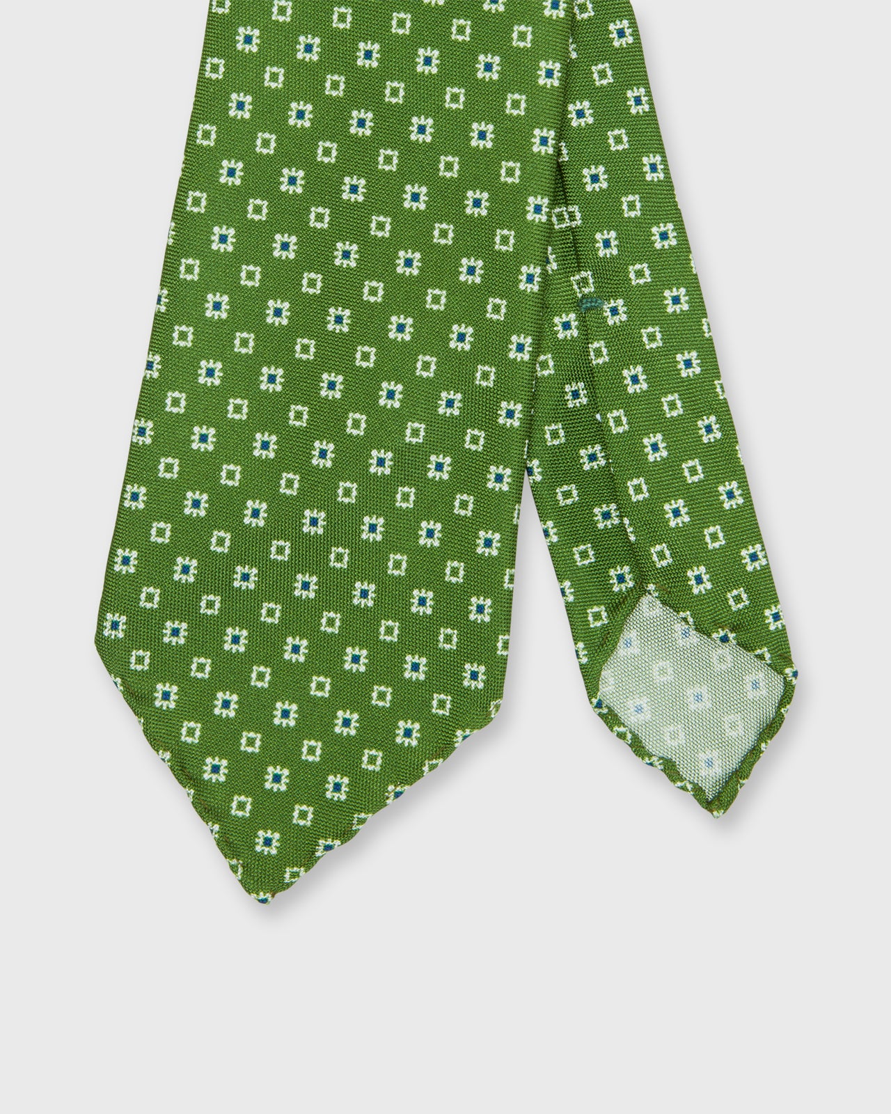 Silk Print Tie in Olive/Bone/Navy Foulard