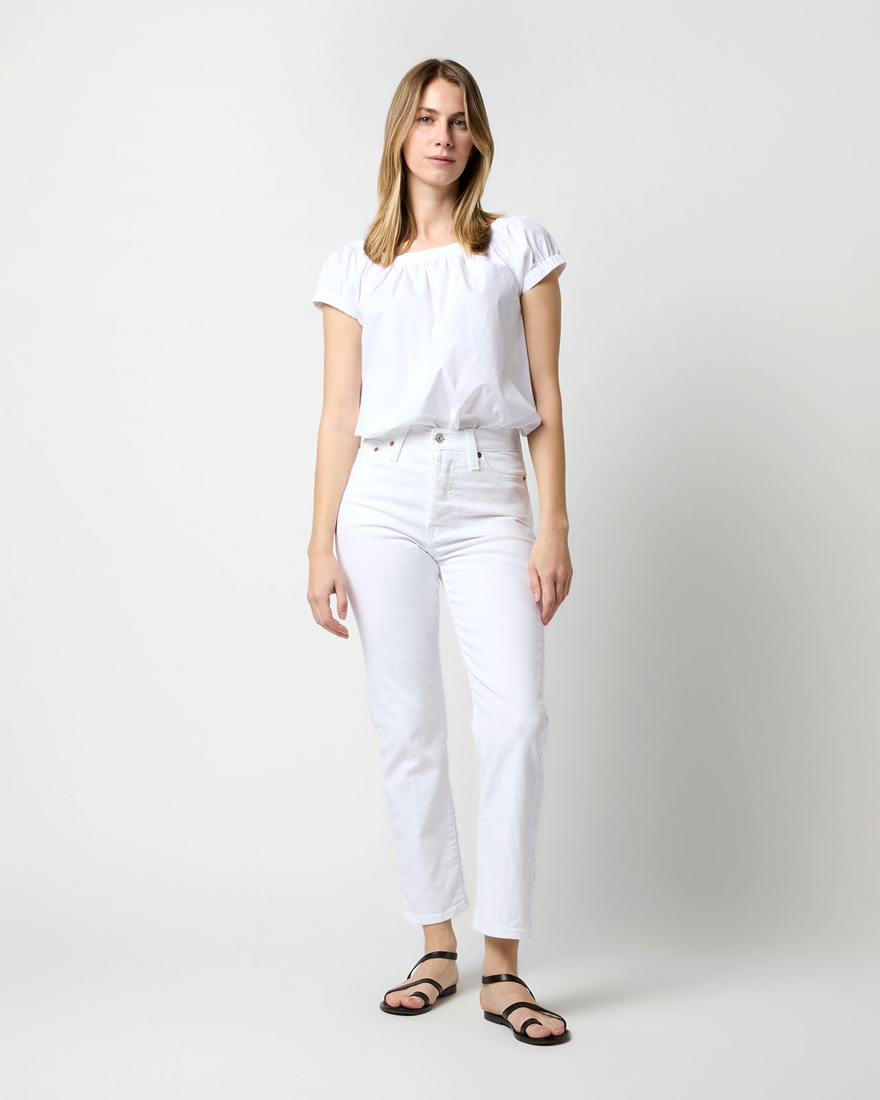 Wedgie Straight Jean in Naturally Good