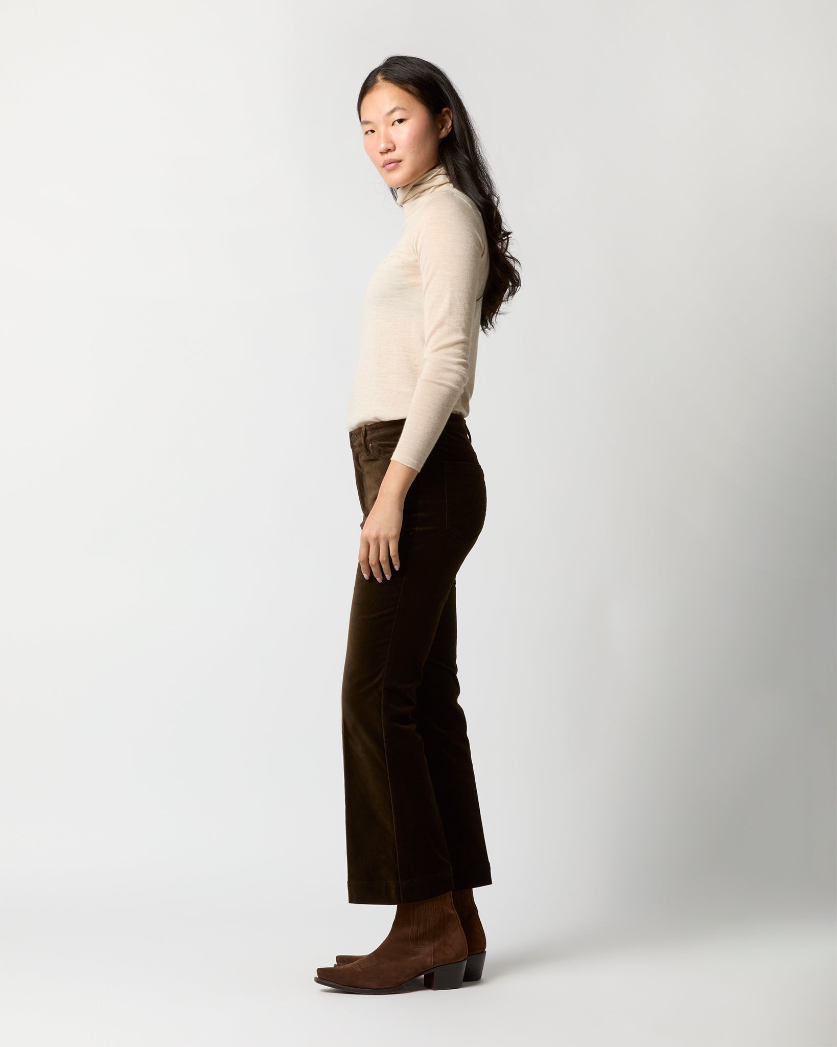 Kendall Flare 5-Pocket Jean in Chocolate Stretch Velveteen