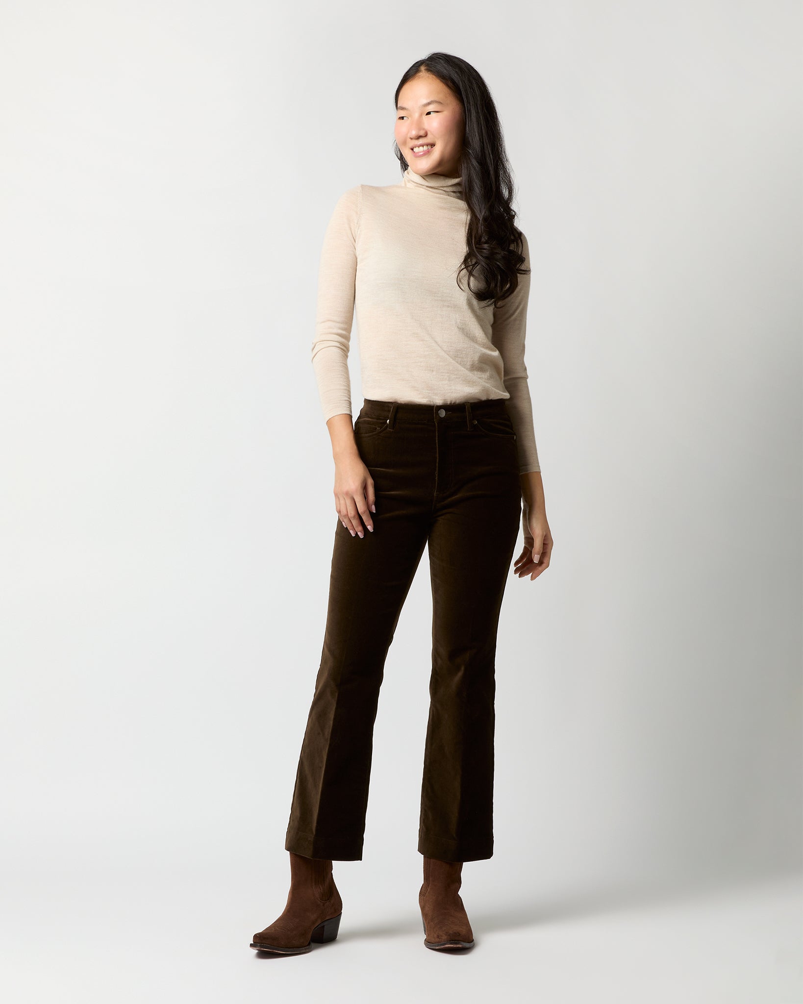 Kendall Flare 5-Pocket Jean in Chocolate Stretch Velveteen