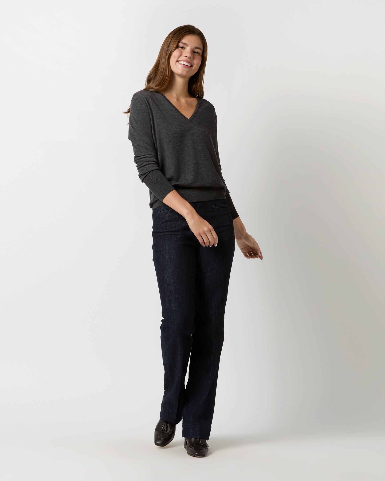 Kate V-Neck Sweater in Heather Charcoal Escorial Wool