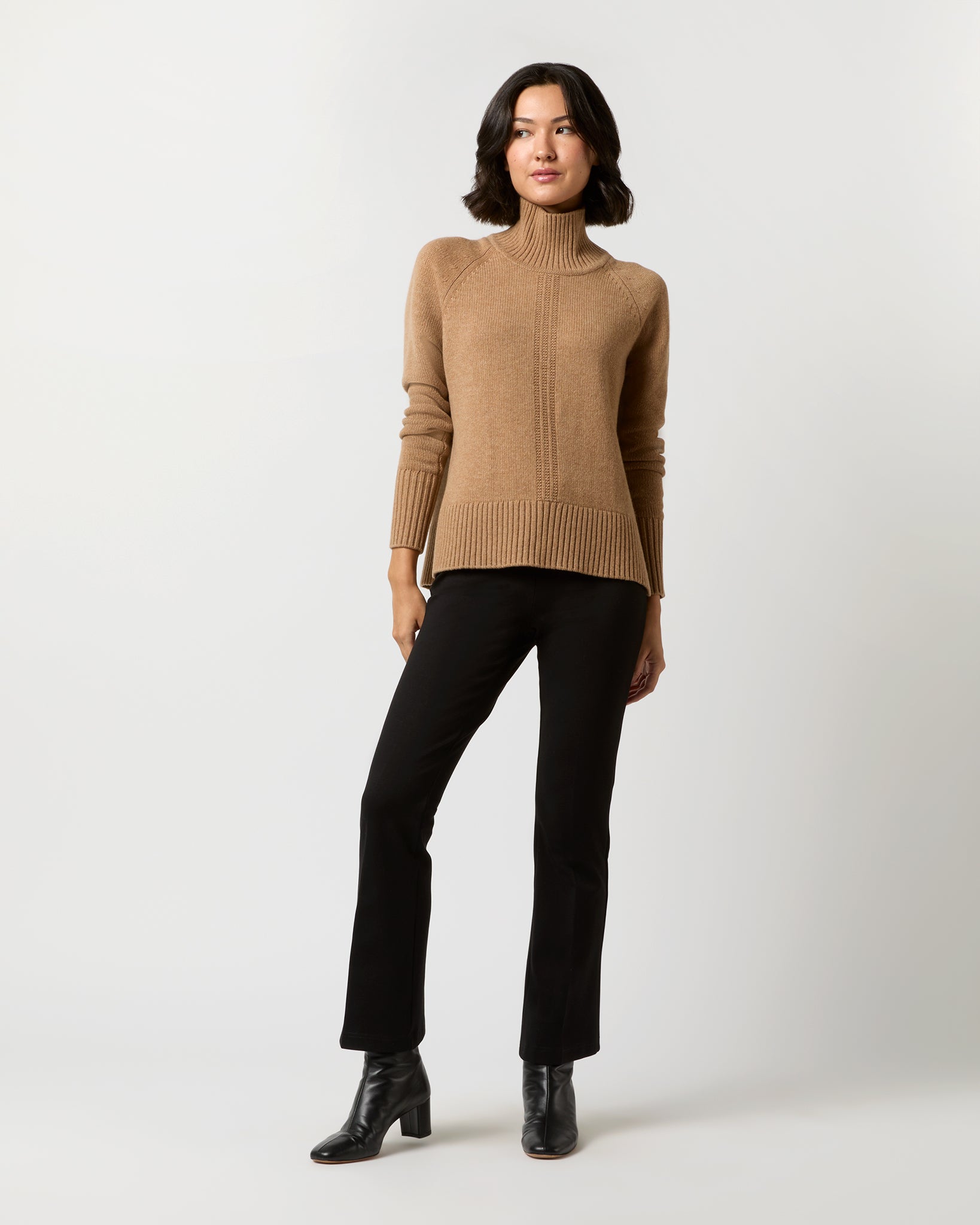 Lisette Turtleneck Sweater in Camel Cashmere