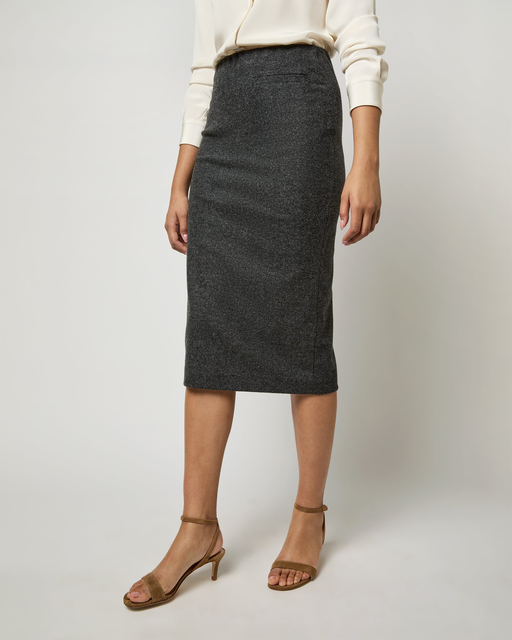 Evelyn Pull-On Skirt in Charcoal Stretch Hopsack