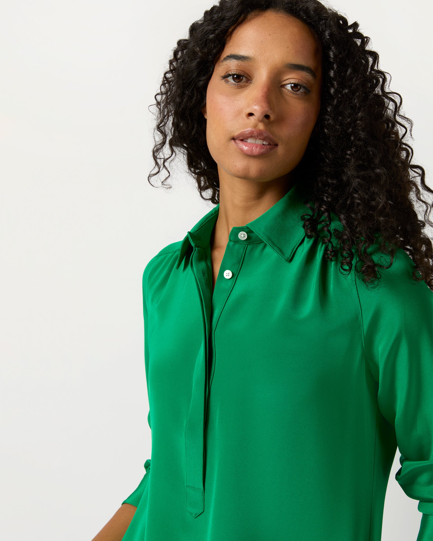 Natalia Blouse in Kelly Green Silk Crepe de Chine