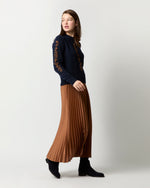 Load image into Gallery viewer, Ellen Sweater in Navy Blue/Timber Extra Fine Merino Wool
