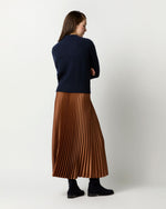 Load image into Gallery viewer, Ellen Sweater in Navy Blue/Timber Extra Fine Merino Wool
