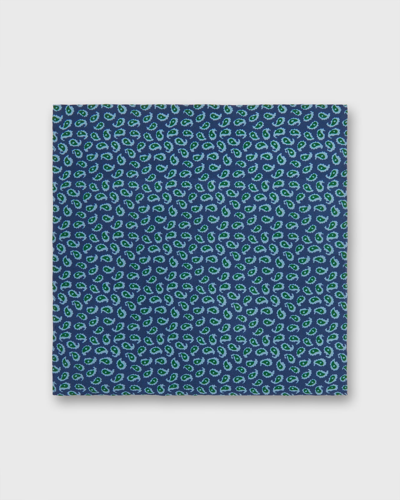 Hand-Rolled Wool Print Pocket Square in Midnight/Moss Large Flower