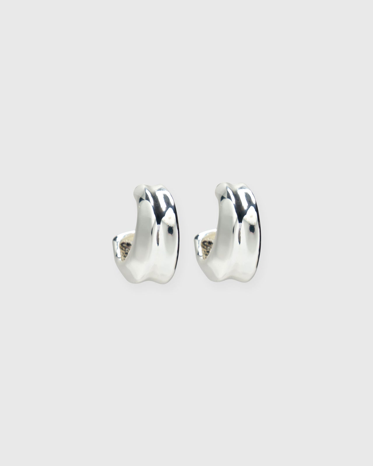 Onda Hoop Earrings in Silver