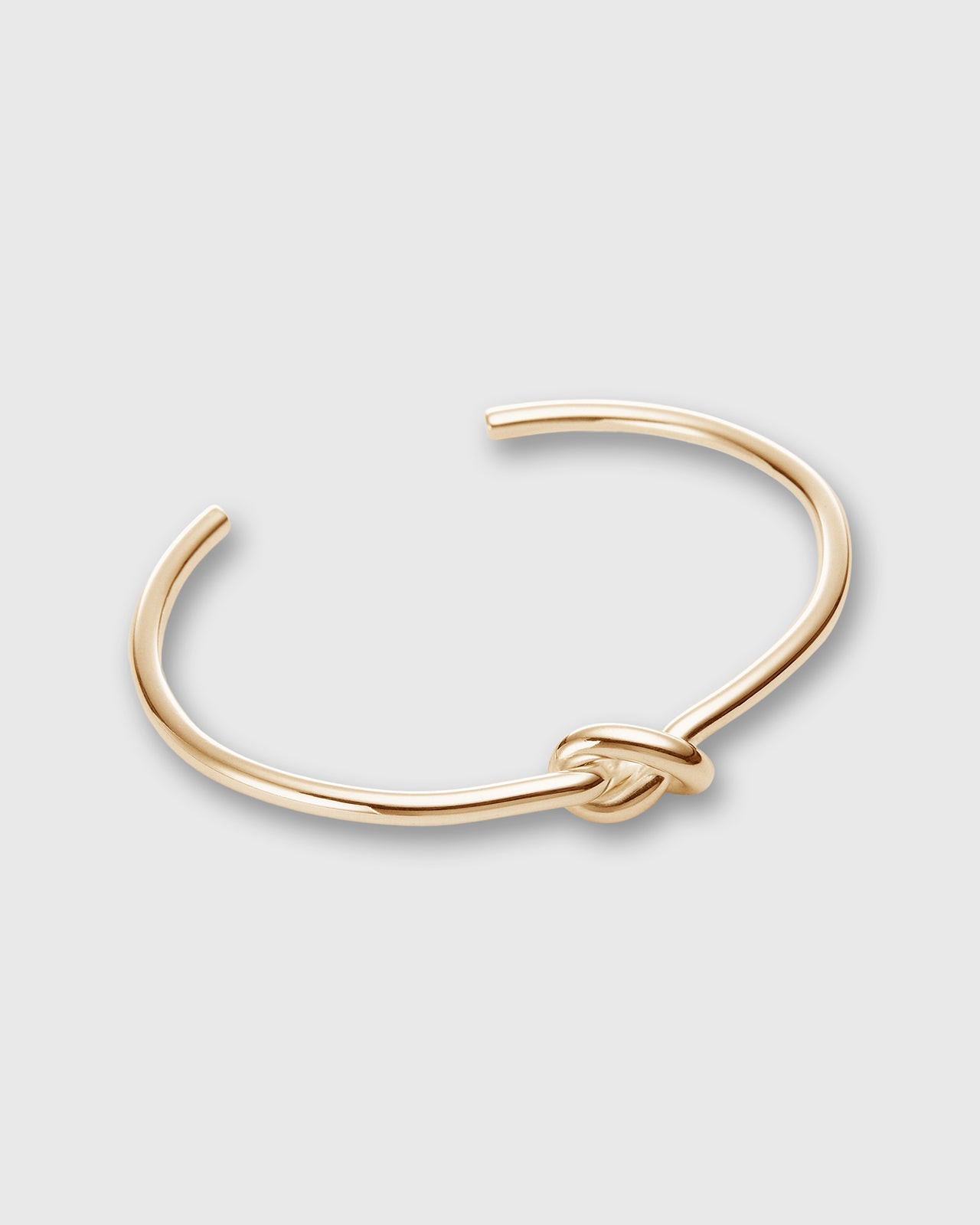 Small Knot Bracelet in Gold