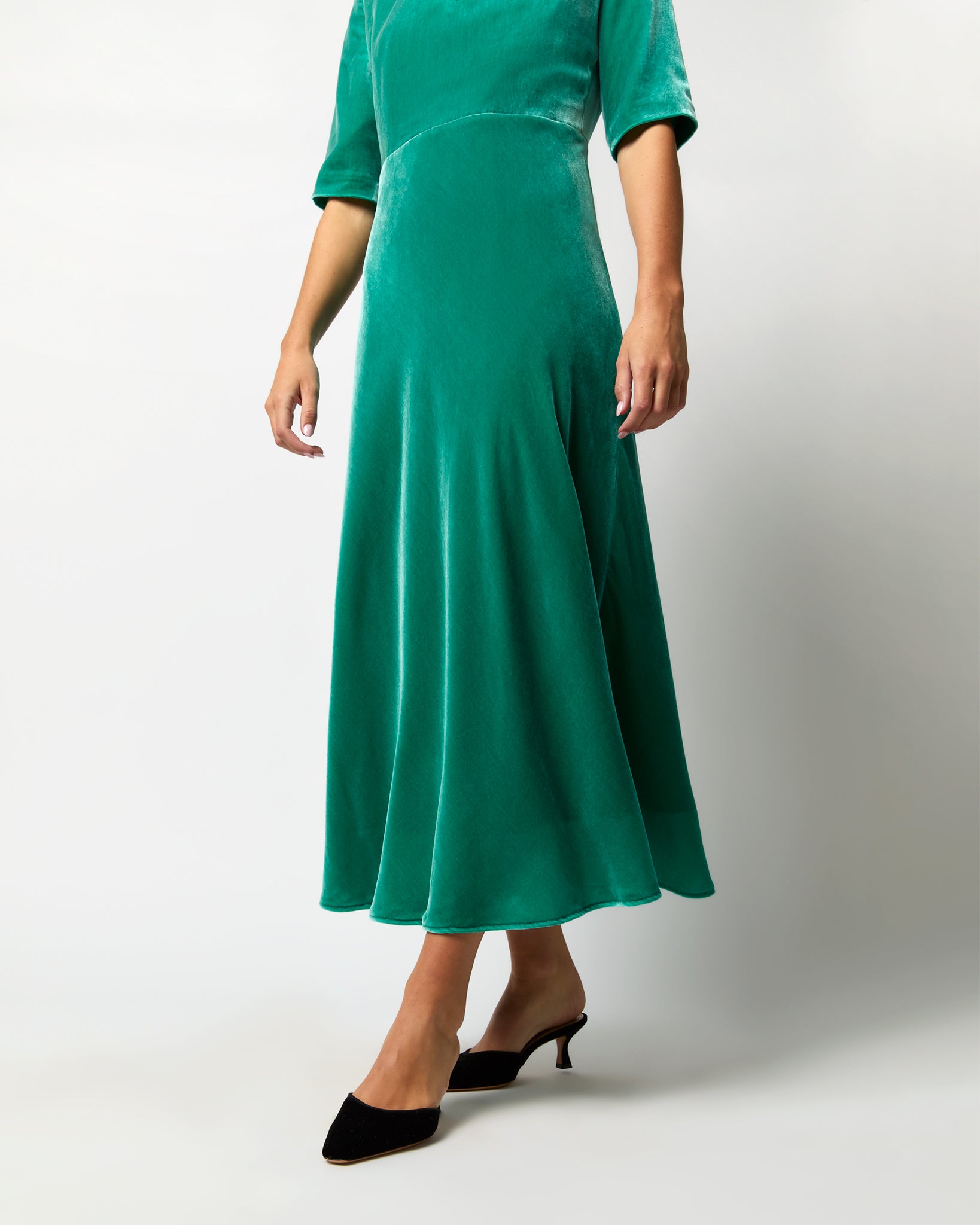 Lisa Dress in Jade Velvet