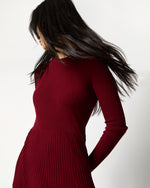 Load image into Gallery viewer, Addie Dress in Red Techno Yarn
