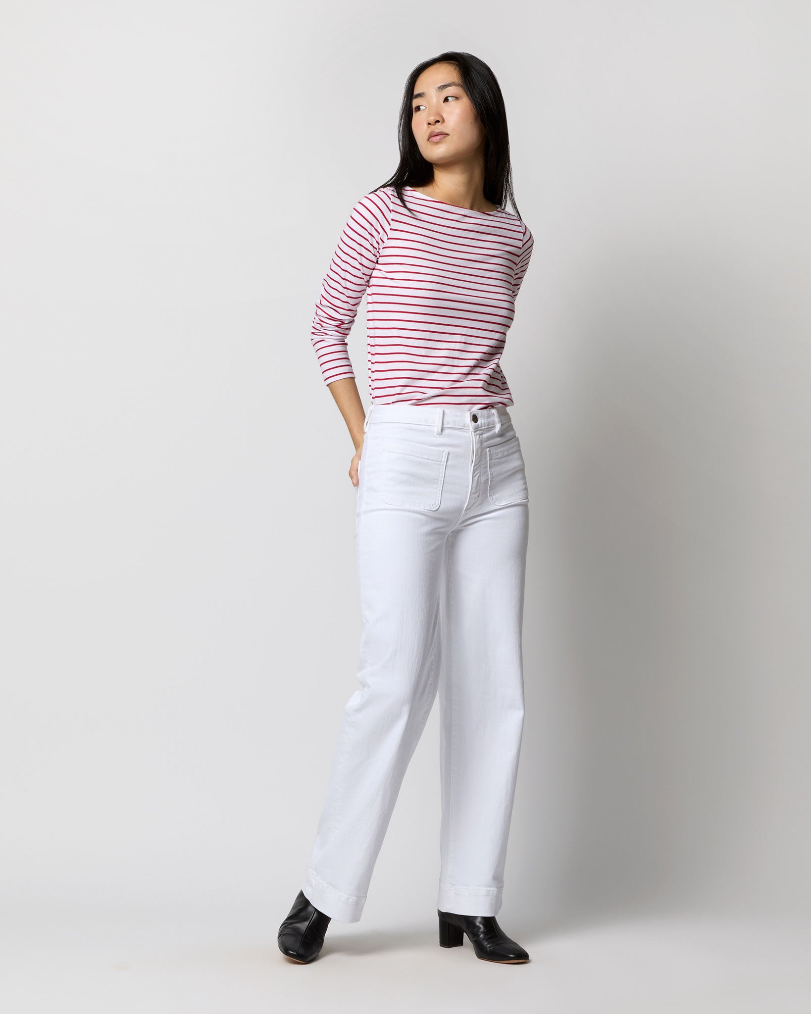 Long-Sleeved Boatneck Tee in White/Red Stripe Jersey