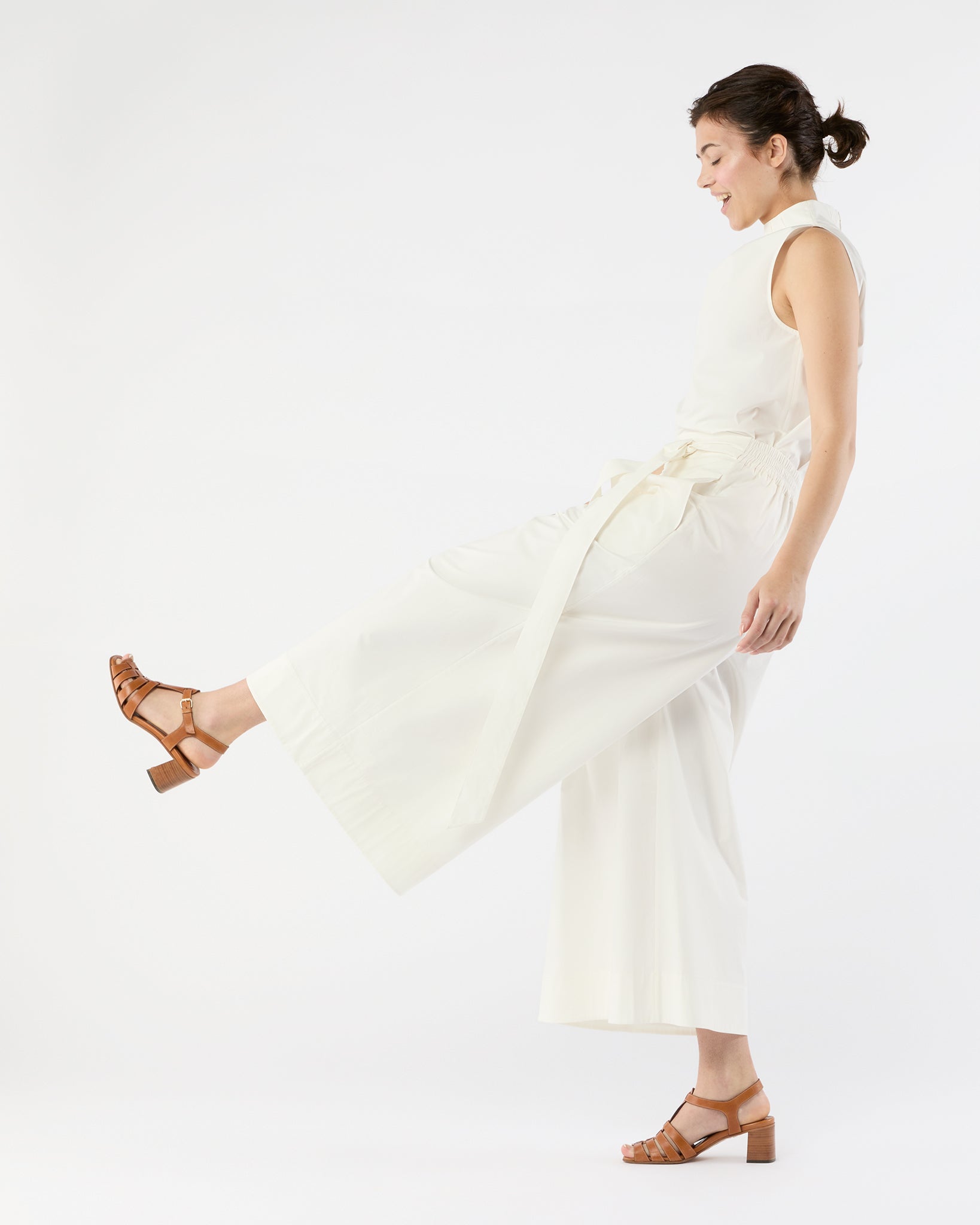 Clair Top in White Stretch Poplin