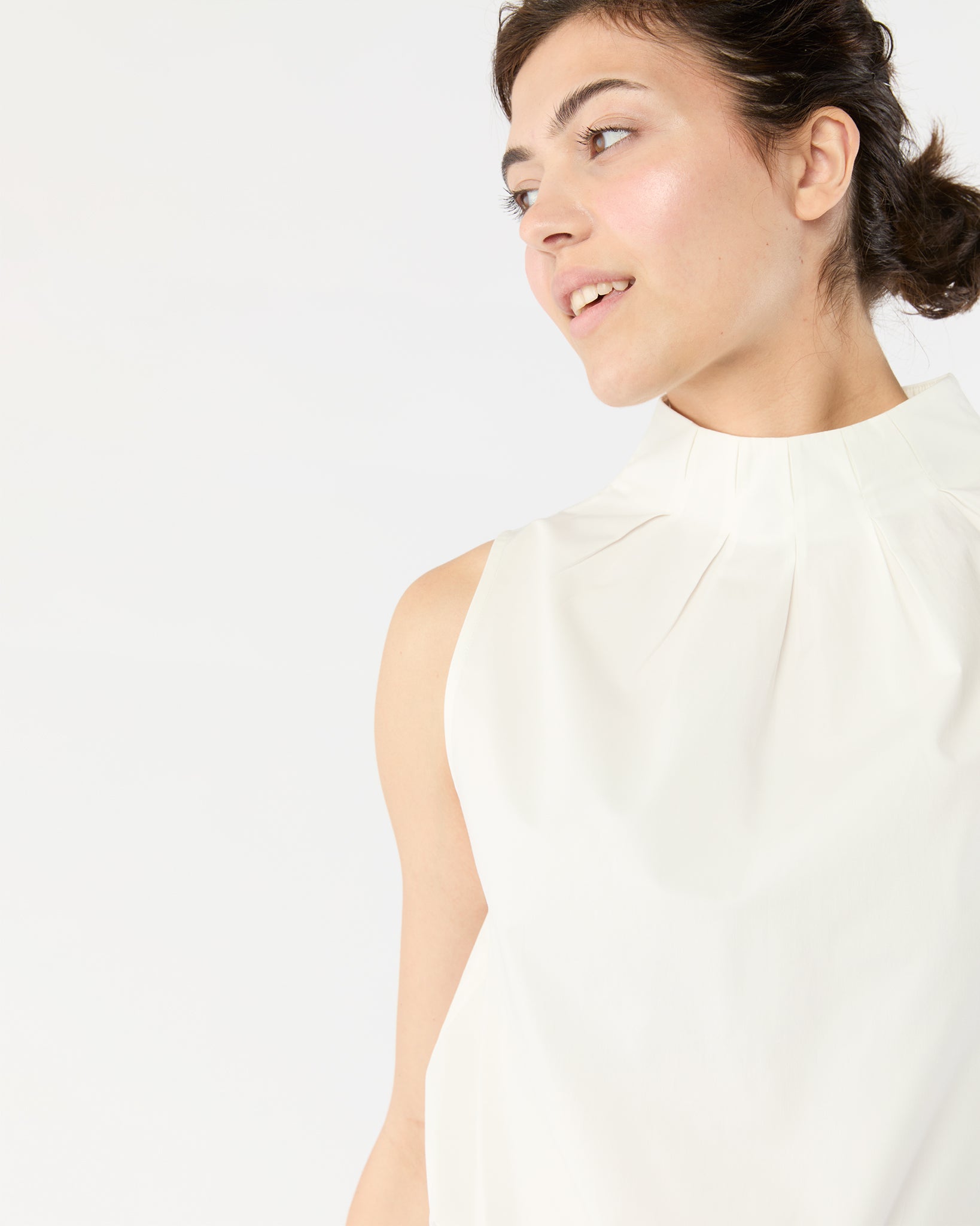 Clair Top in White Stretch Poplin