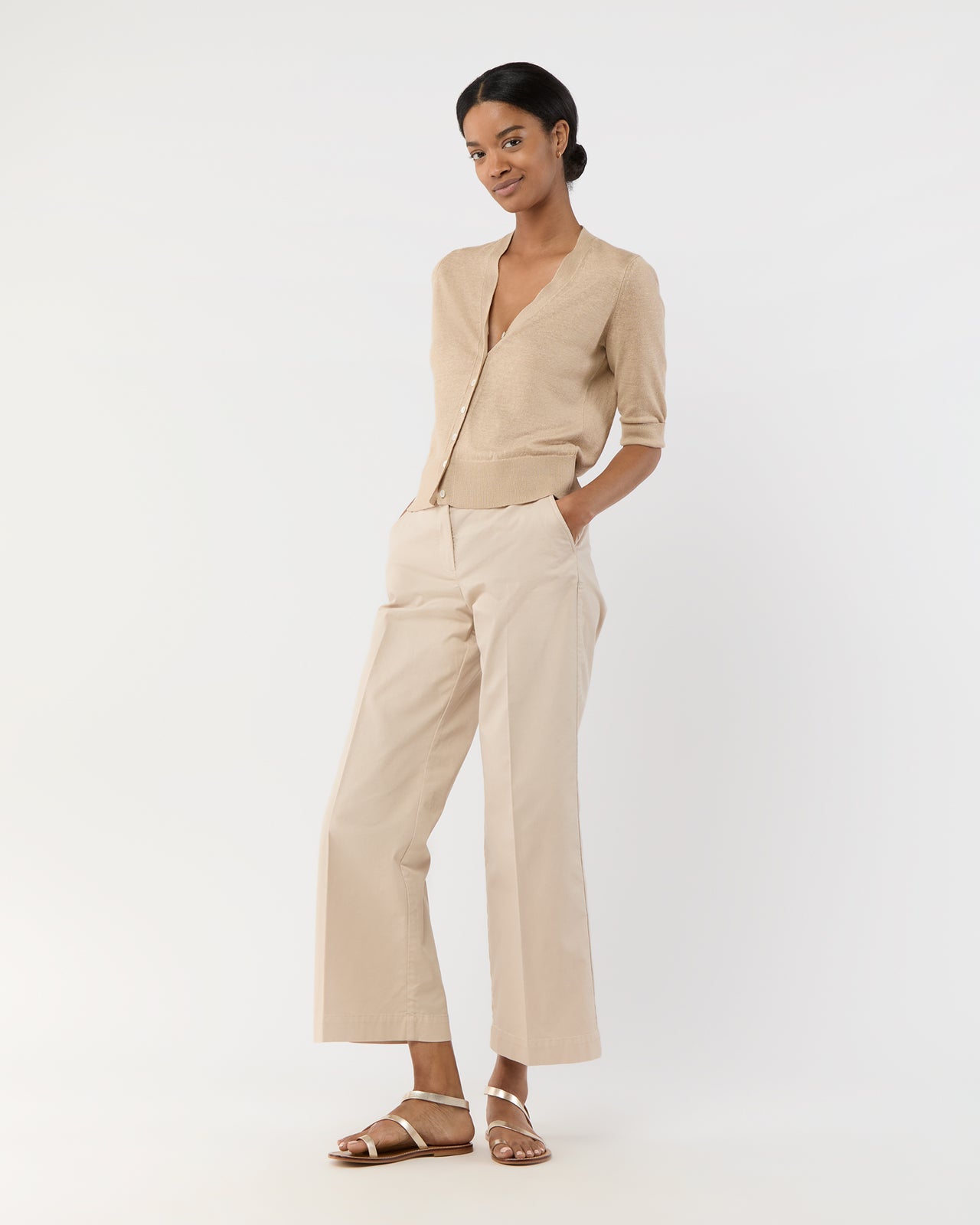 Short-Sleeved Rosie V-Neck Cardigan in Khaki Linen