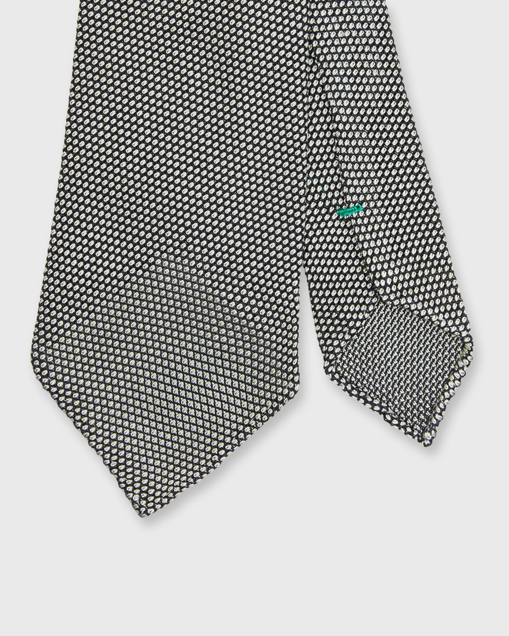 Silk Fino Grenadine Tie in Ivory/Navy