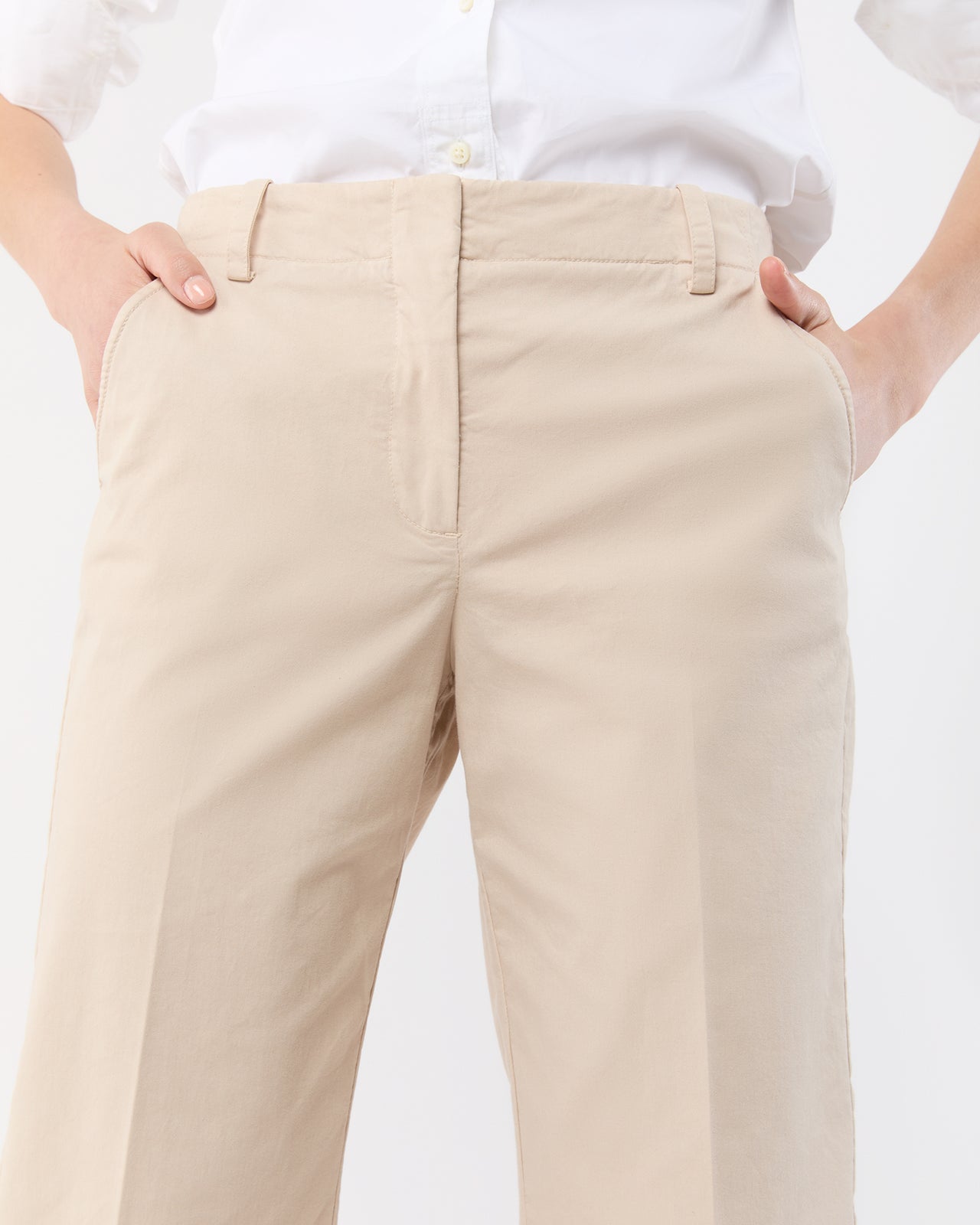 Frankie Cropped Pant in Sand Stretch Twill